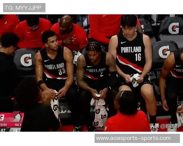 克林根场边指导杨瀚森展现深厚情谊引发媒体热议