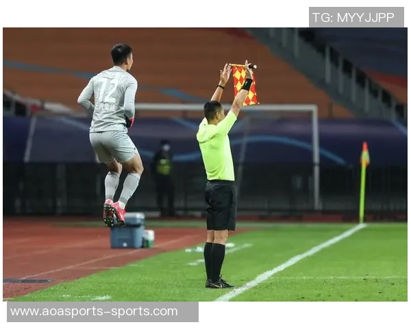 高接抵挡陈威感恩队友拼搏精神客场作战疲惫不堪却不言放弃